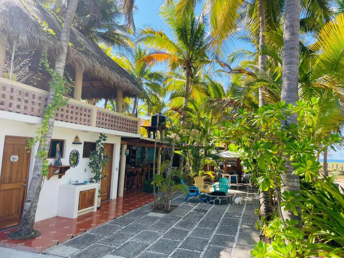 Bungalows Tree Tops - Adults Only Zihuatanejo Exterior foto