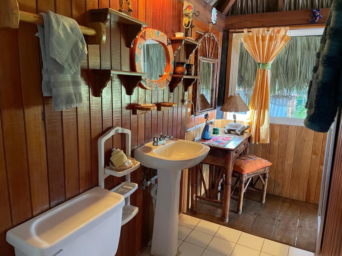 Bungalows Tree Tops - Adults Only Zihuatanejo Exterior foto